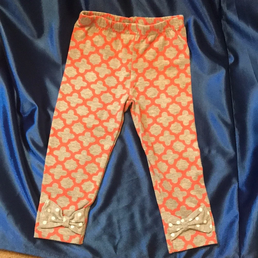 🦊Like New! Girls Orange/Gray Fox Outfit - Picture 3 of 4